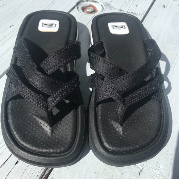 sketchers sport sandals